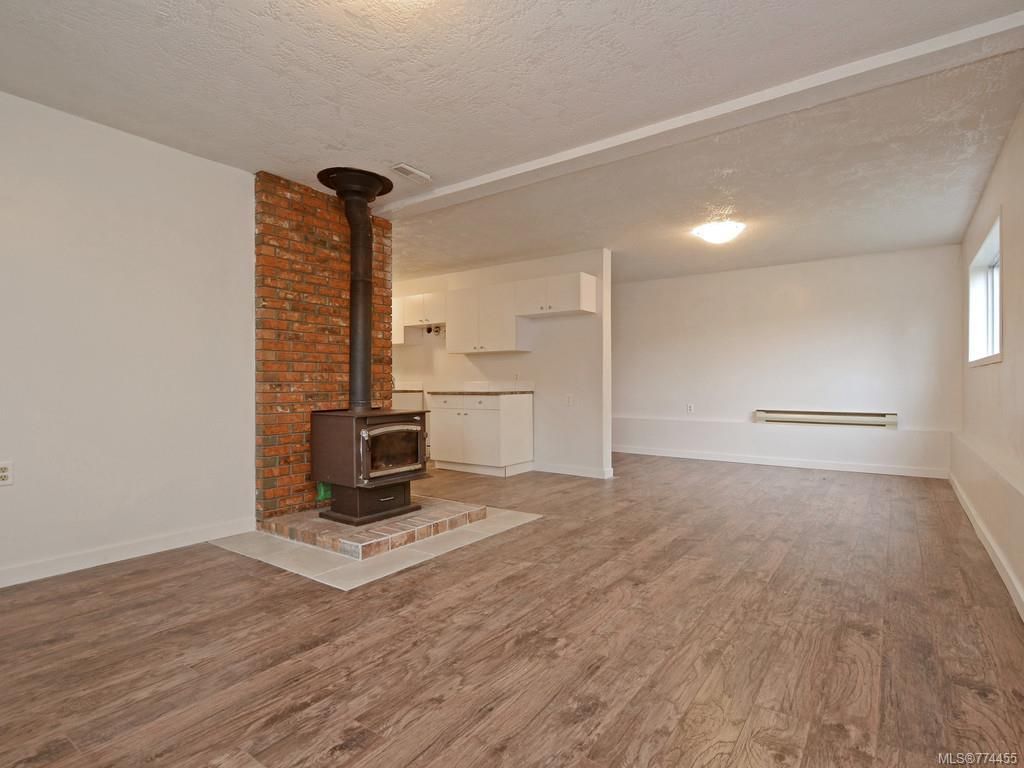 listing image 16044010490175464572
