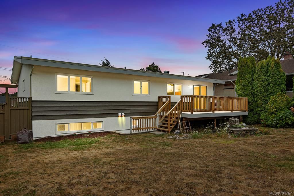 listing image 16049792253747511496