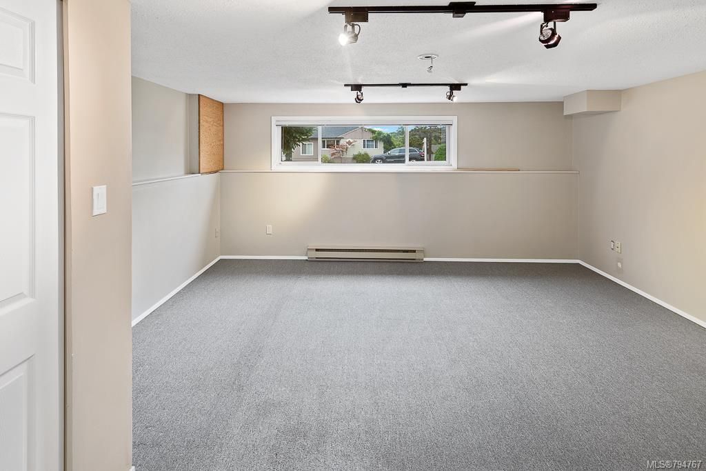 listing image 16045481409926204022