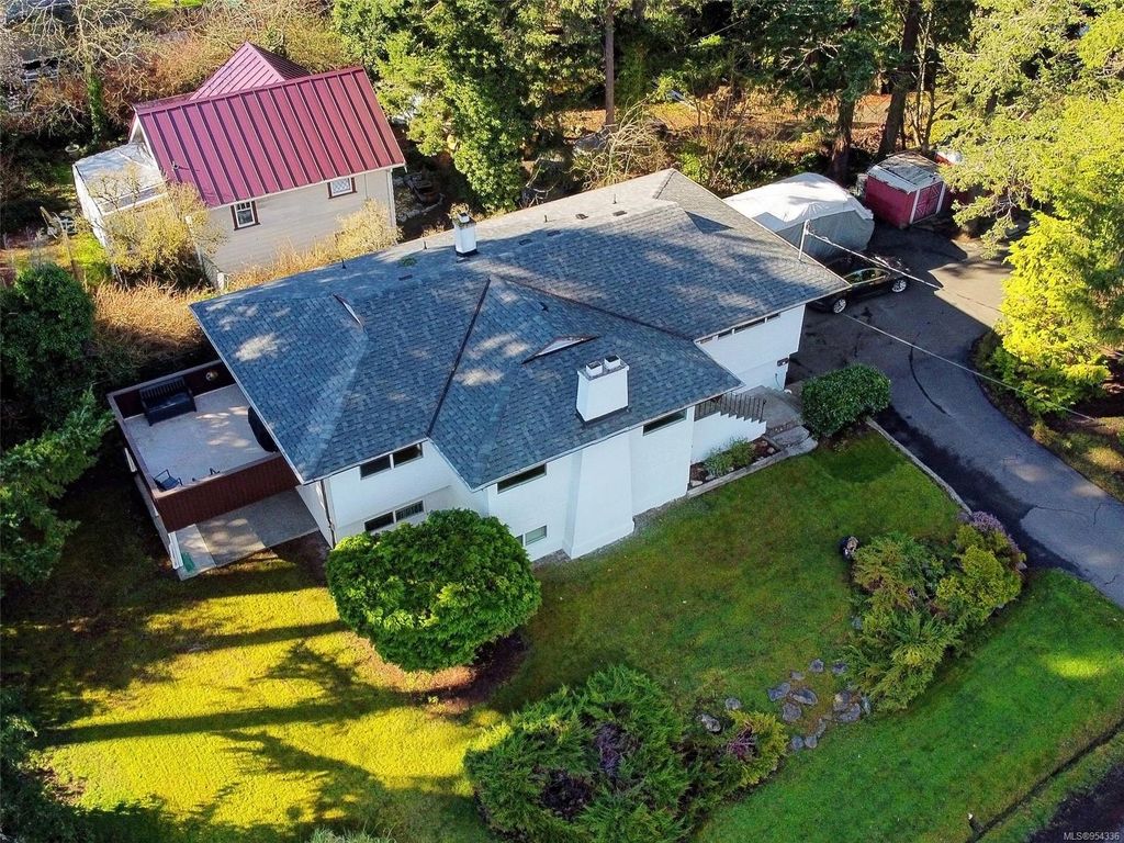 listing image 16042402693938230885