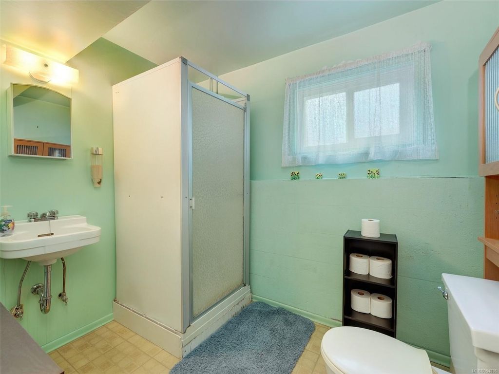 listing image 16046376889521525231