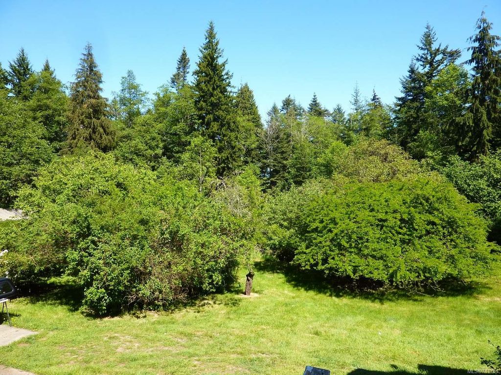 listing image 16049099332435270624