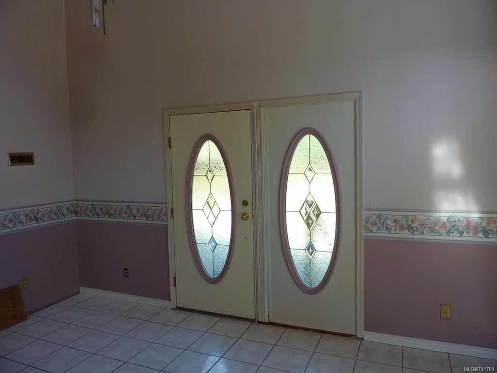 listing image 16049434730122291228