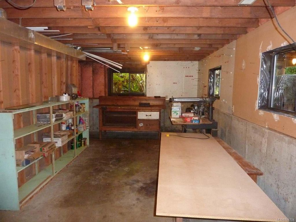 listing image 16042866039125819527