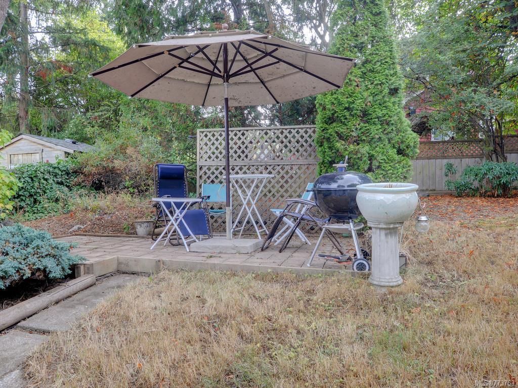 listing image 16044430336915320453