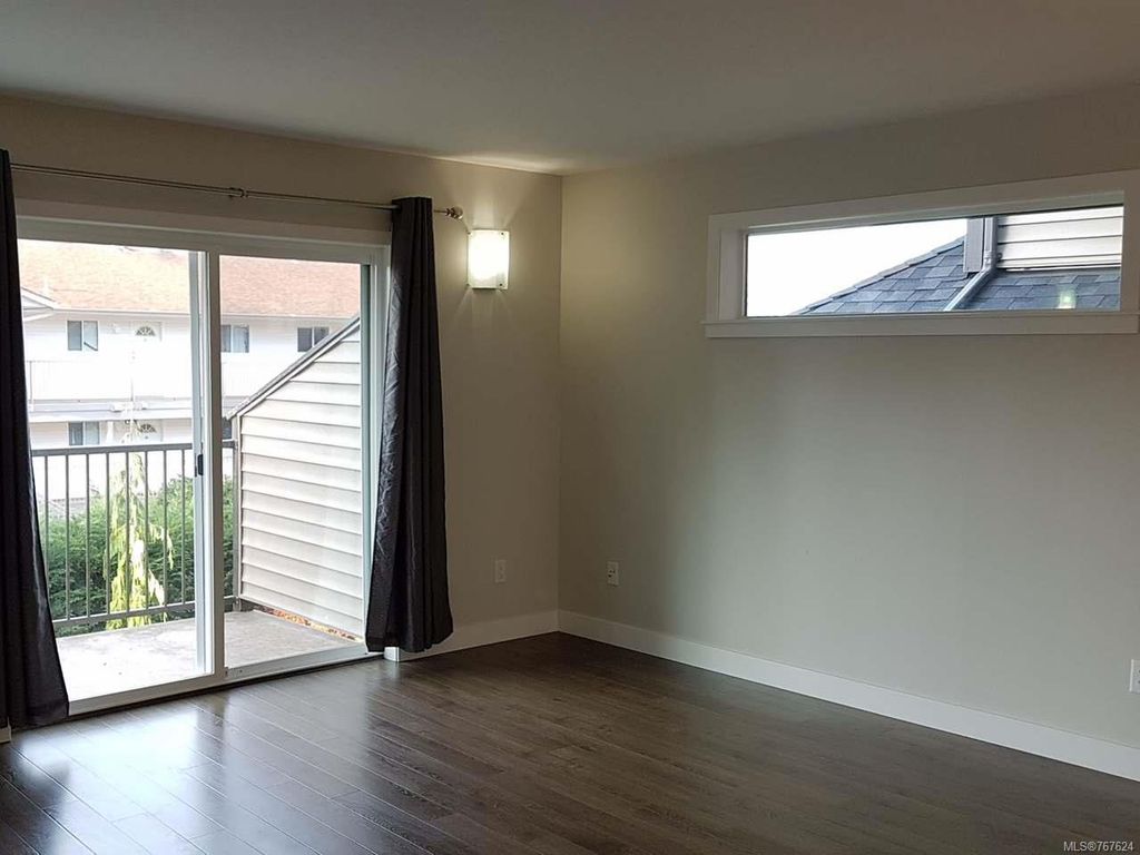 listing image 16044418095531641030