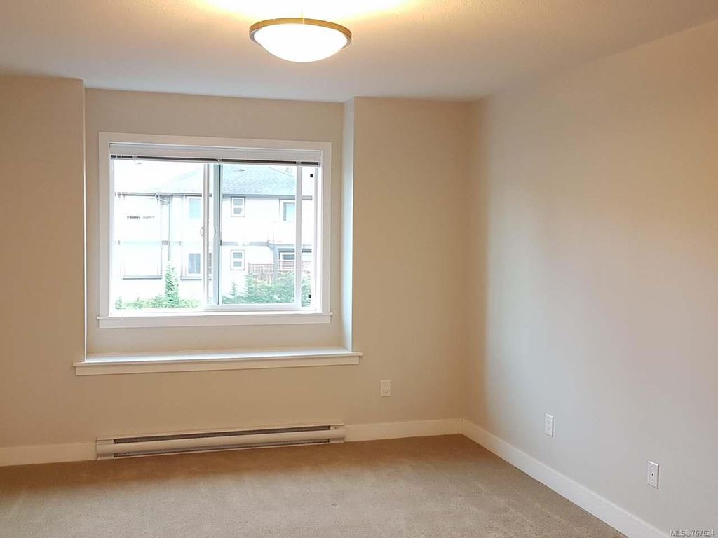 listing image 16044977215036542427