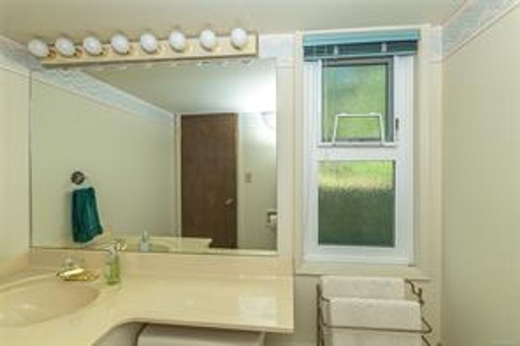 listing image 16047419523015291584