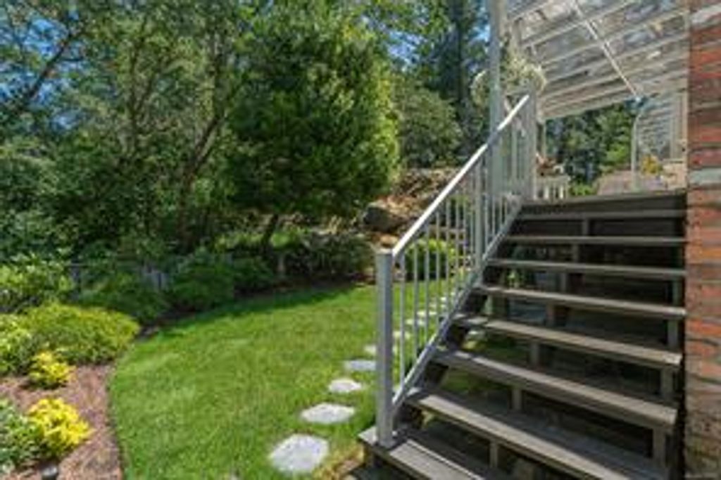 listing image 16043271525634153202