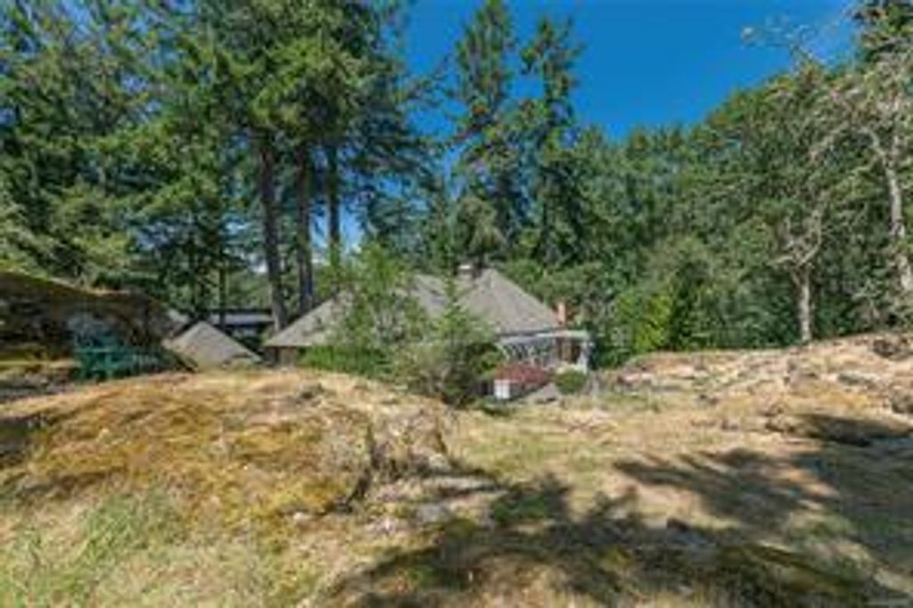 listing image 16042242542844405007