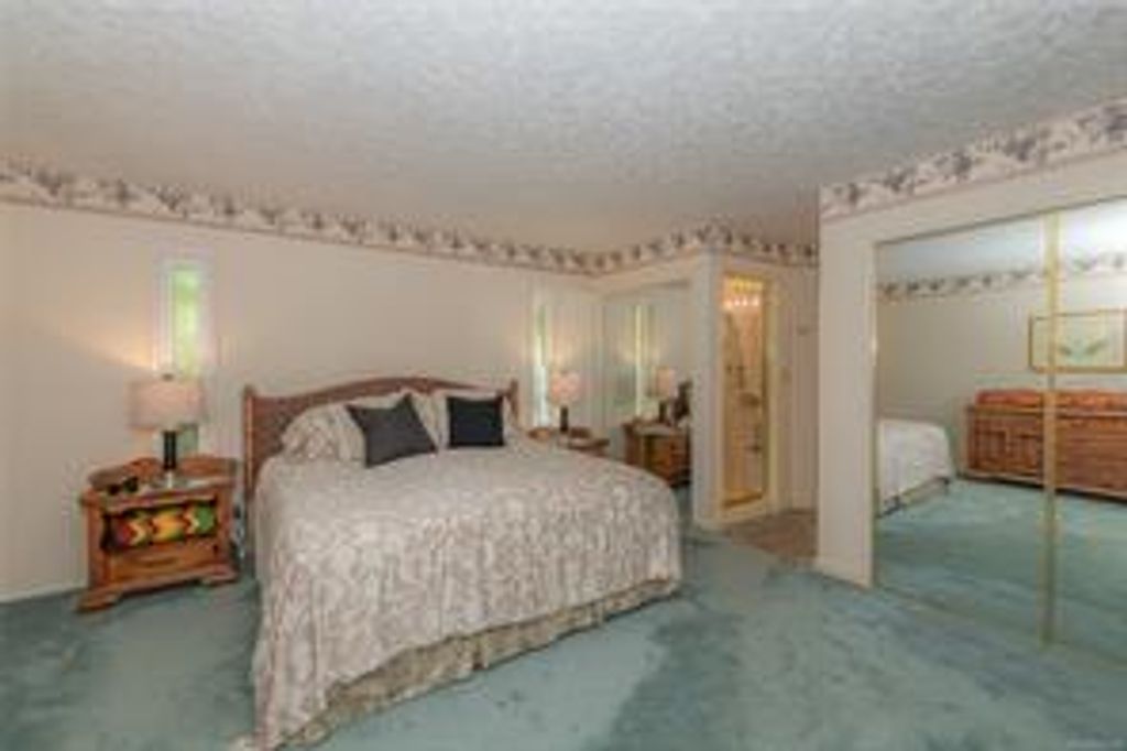 listing image 16041976848091535914