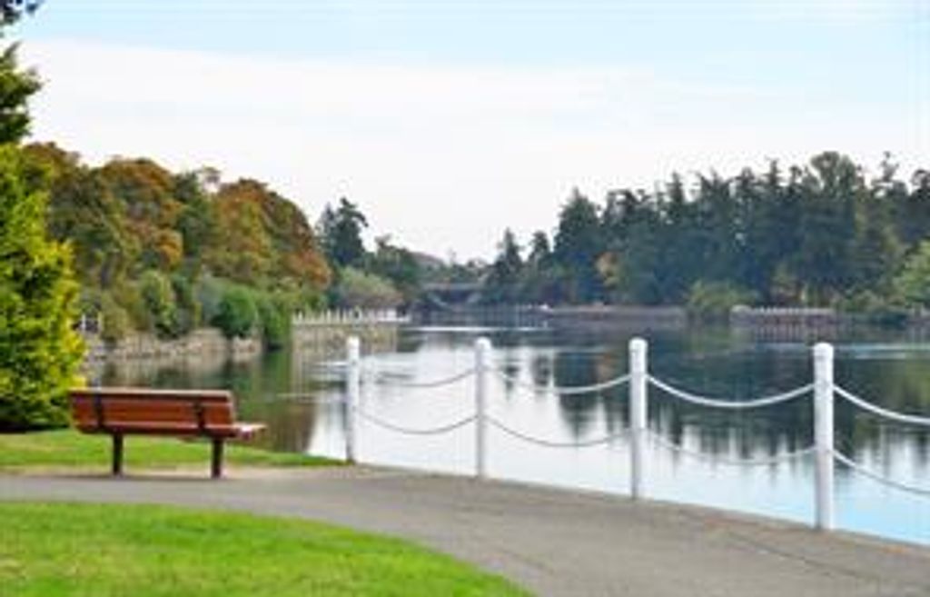 listing image 16044046785101
