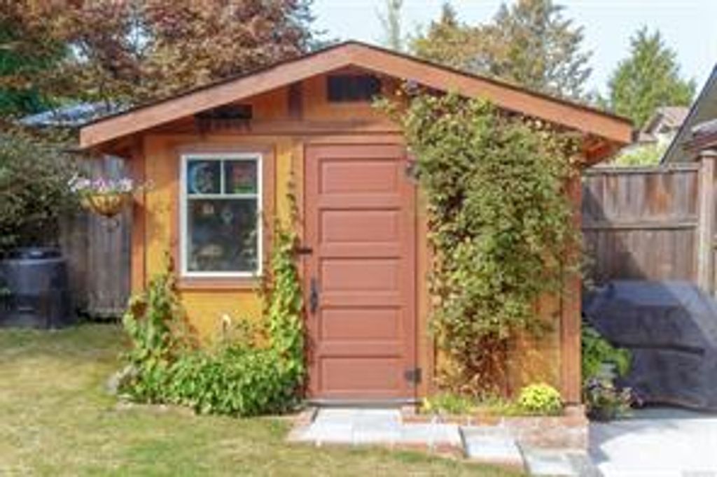listing image 16041045563282