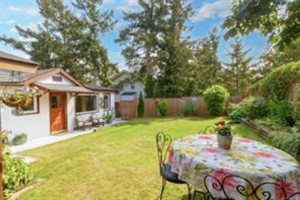 listing image 16043366262944