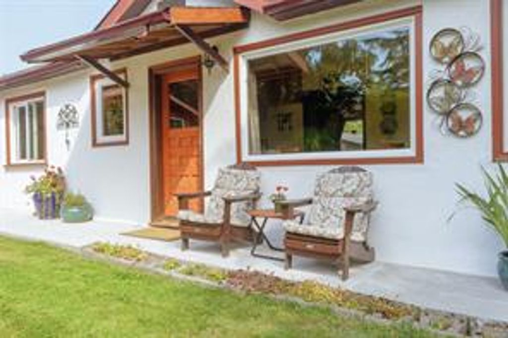 listing image 16043597207984