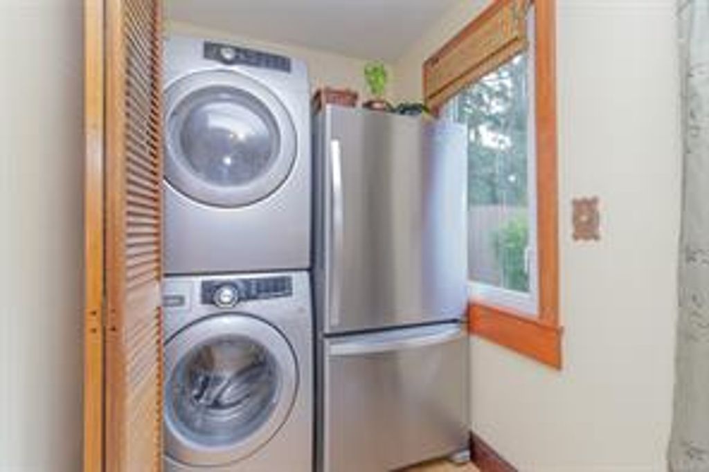 listing image 1604838966556