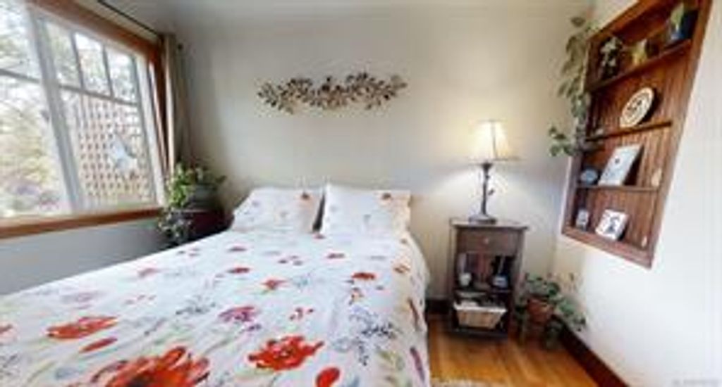 listing image 16041232736901