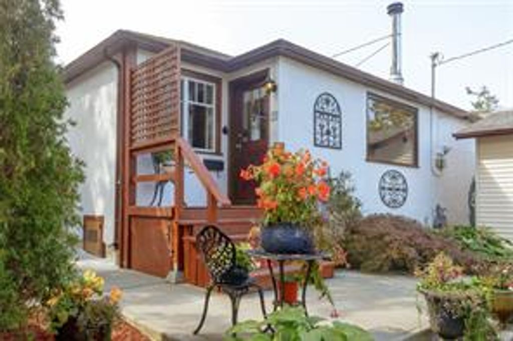 listing image 16041495329819