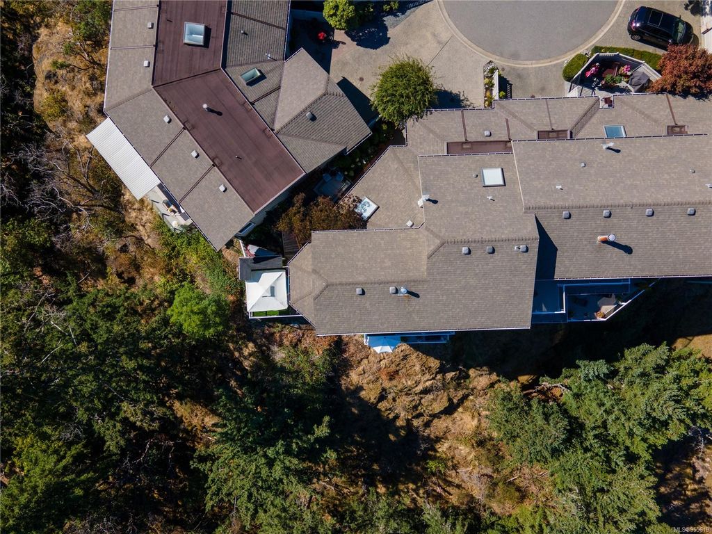 listing image 16043685633109064926