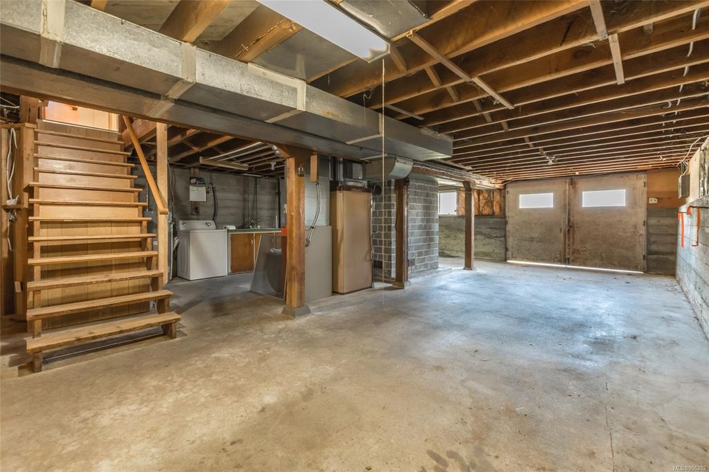 listing image 16044036849074