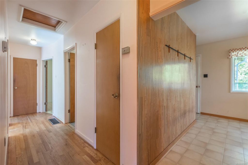listing image 1604413557648