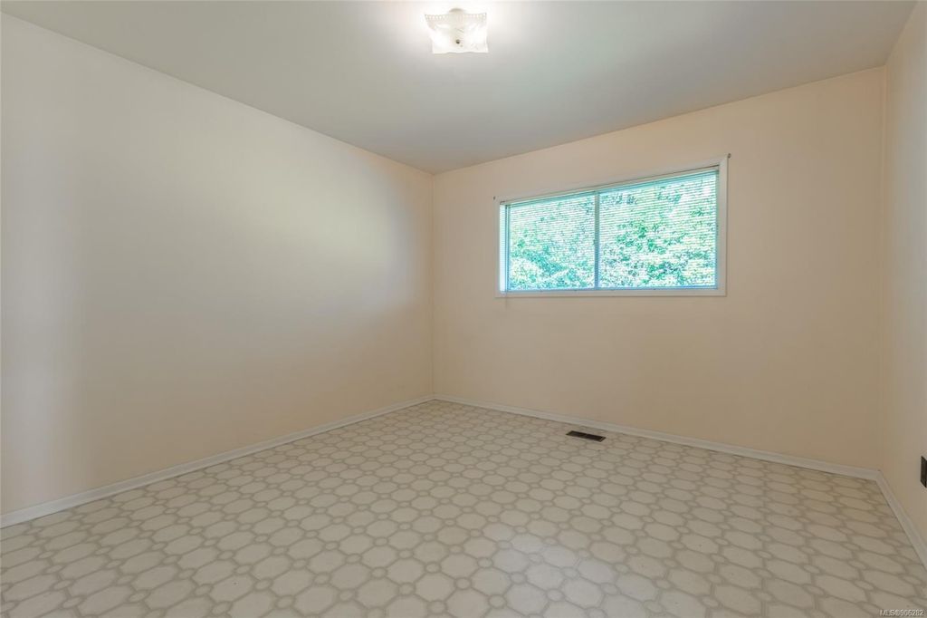 listing image 16042765622562