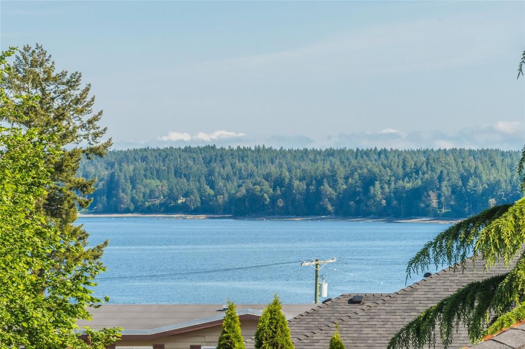 listing image 16043555727413