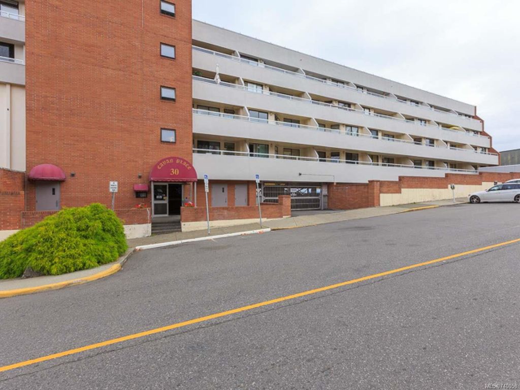 listing image 16042082421124669092
