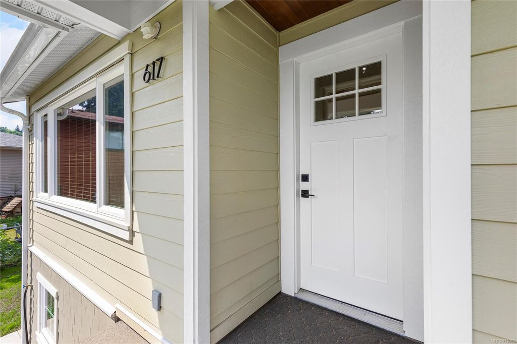 listing image 16041590994003824782