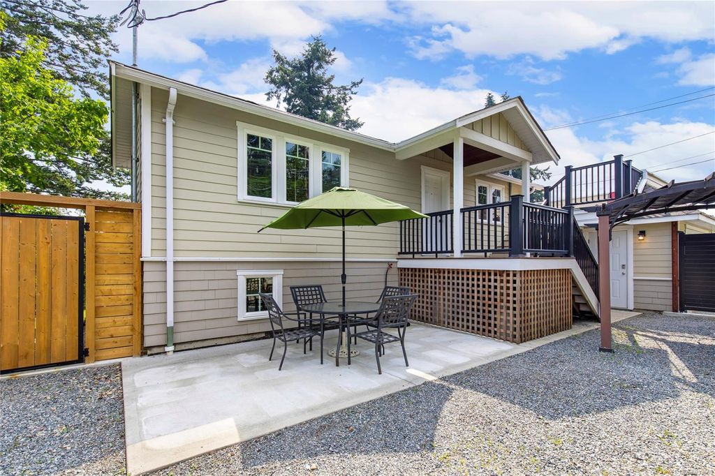 listing image 16042986739332608094