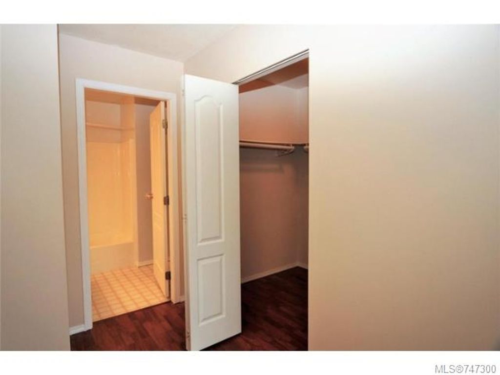 listing image 16041694189603153954