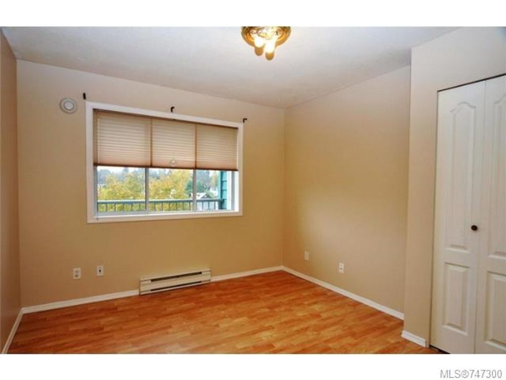 listing image 16045544709208389556