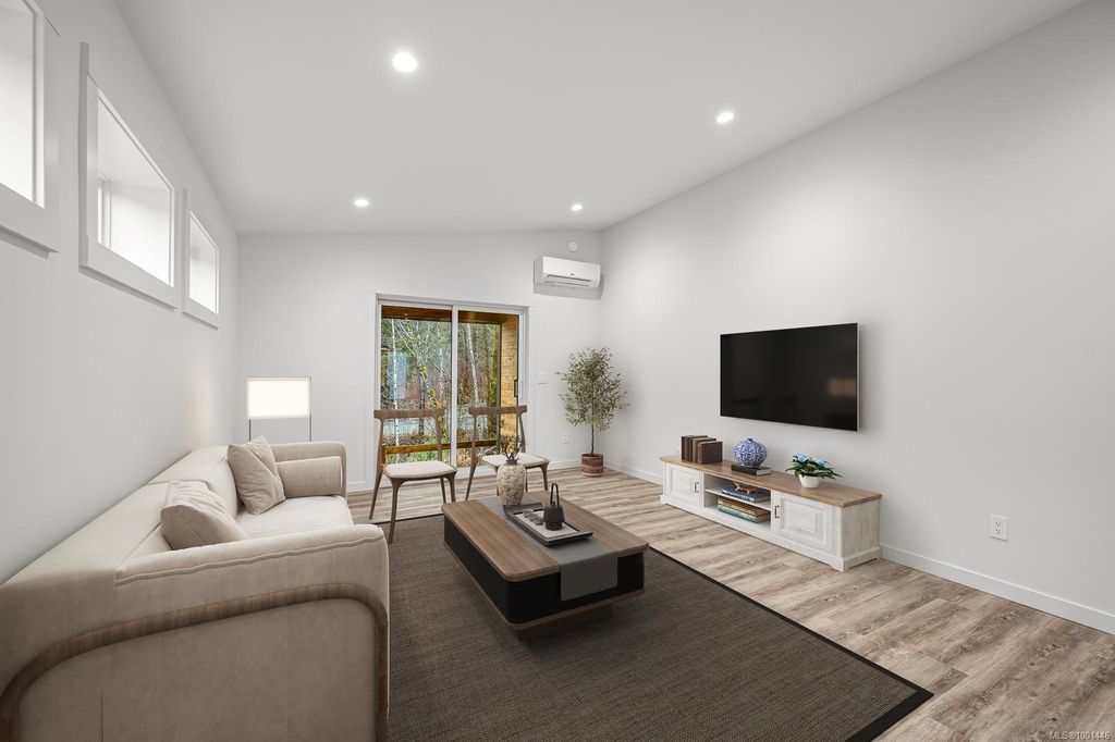 listing image 16040938917288942418
