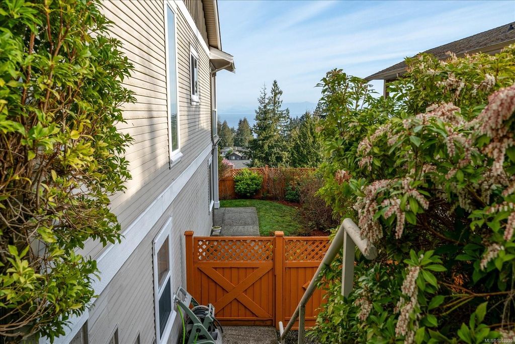 listing image 16045998028277584547
