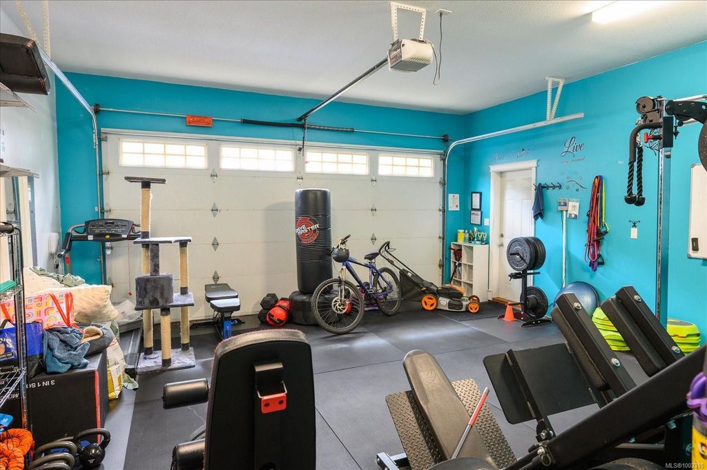listing image 16043397950278227752