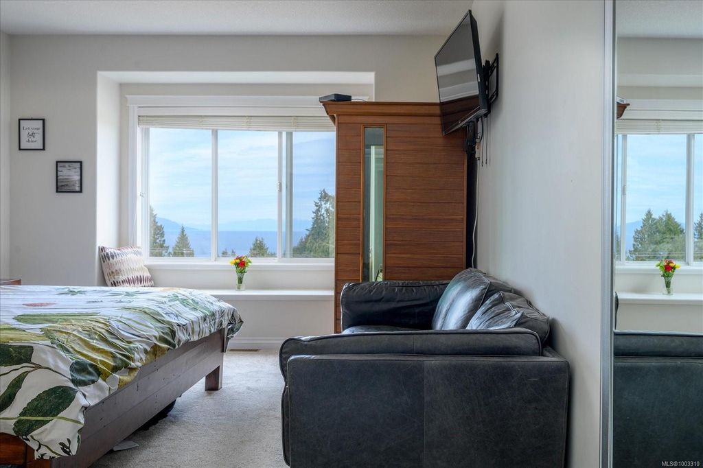 listing image 16043686772911945045