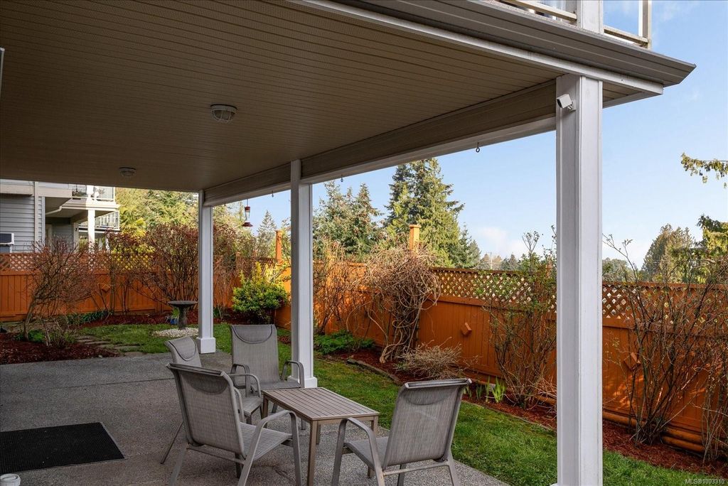 listing image 16040844887448142585