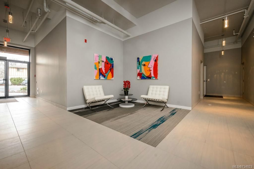 listing image 16041080228344086302