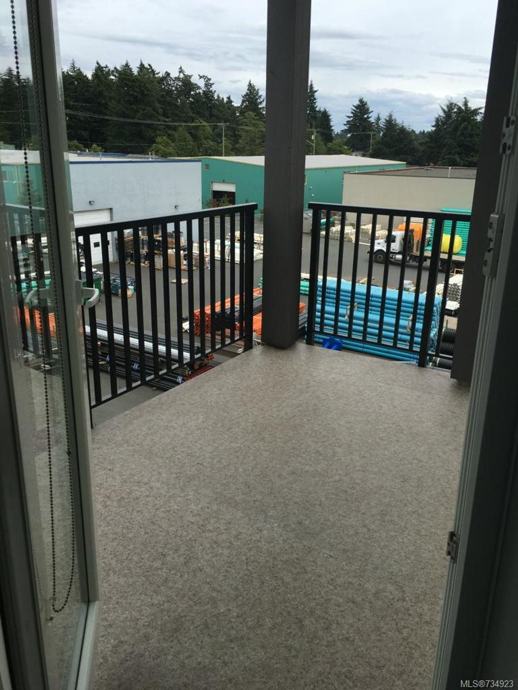 listing image 16049985544920915148