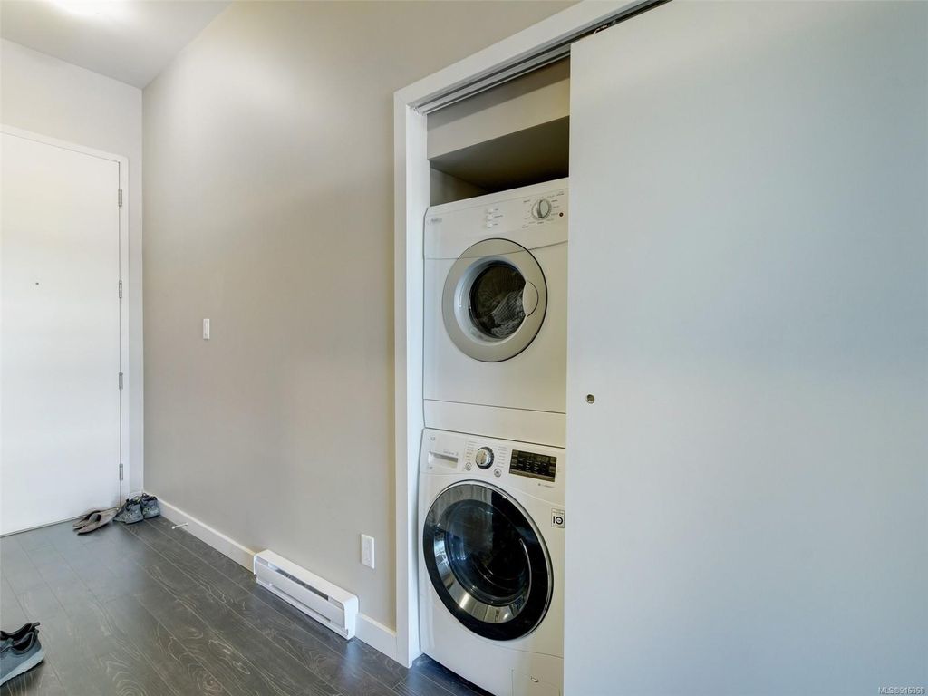 listing image 1604919163704