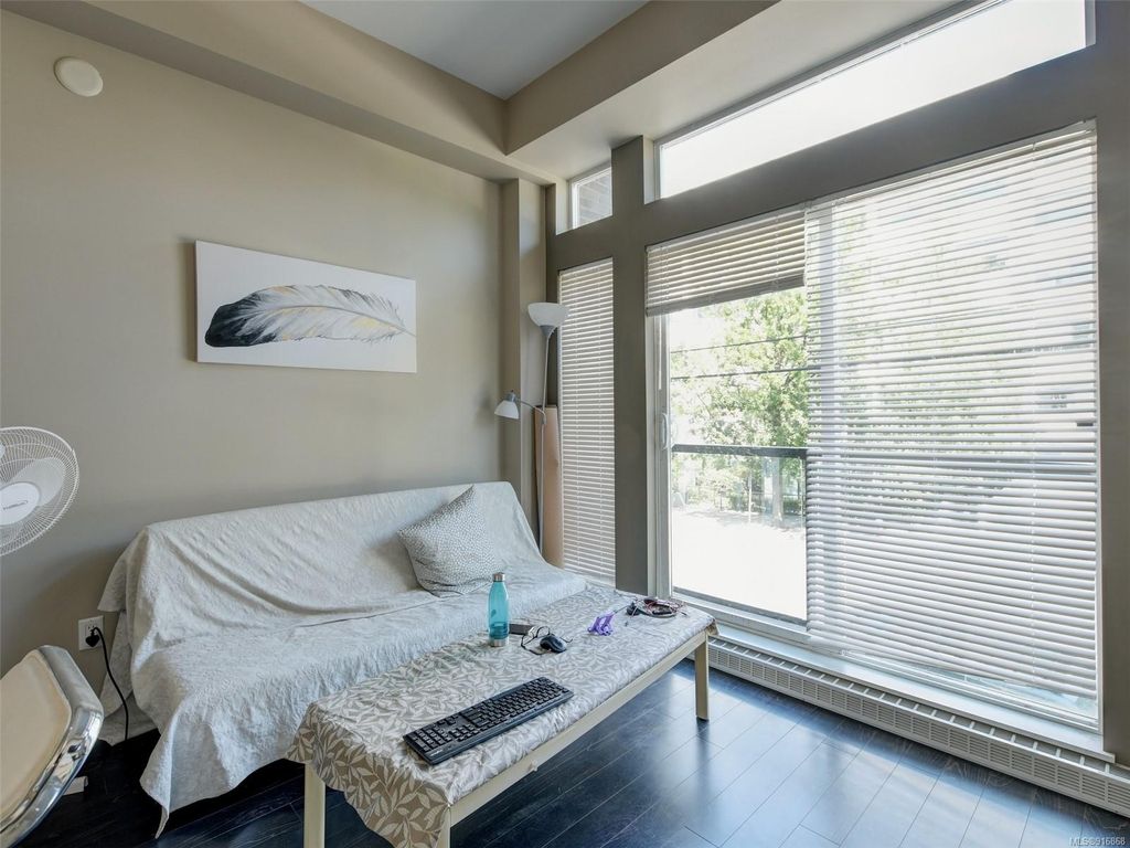 listing image 16041163357905