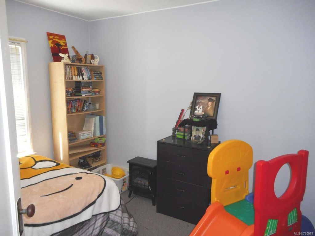 listing image 16042645717396212143