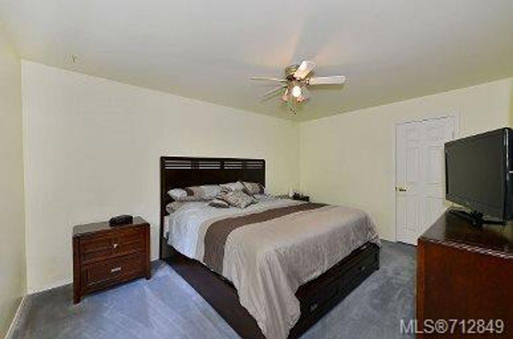 listing image 16047572164393602157