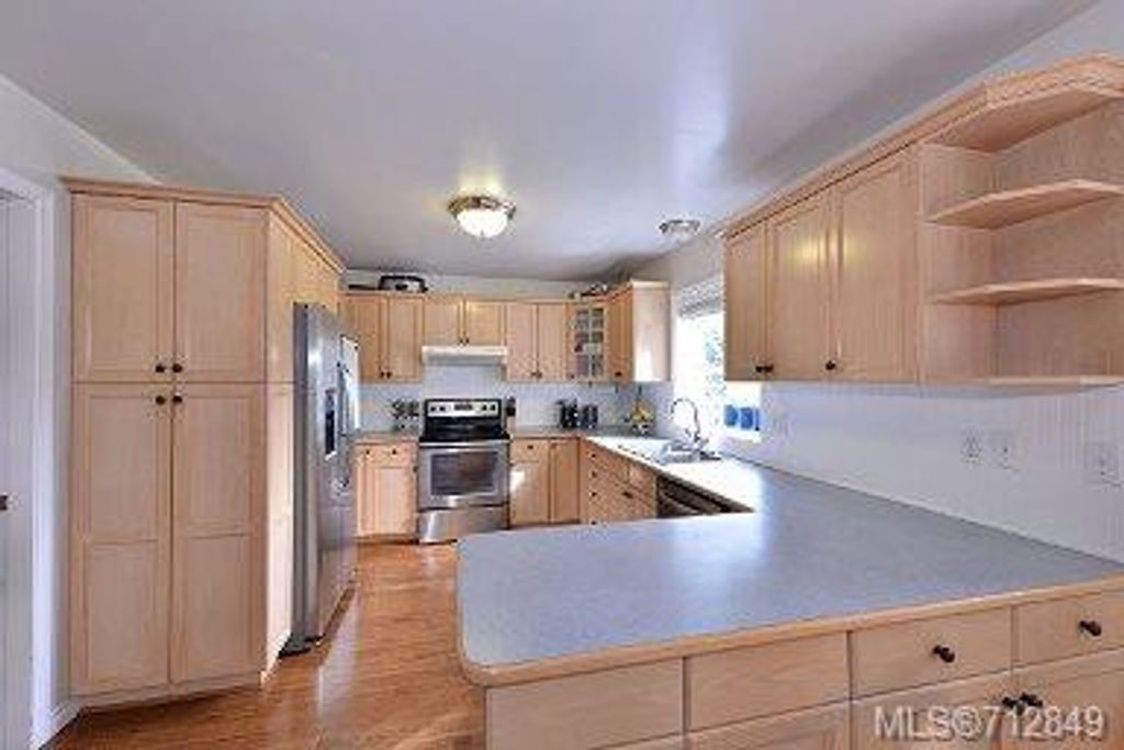 listing image 16043554895782364979