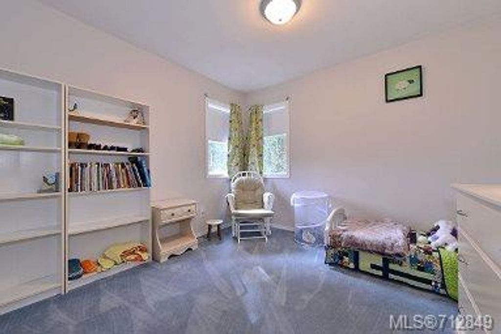 listing image 16047005841782646304