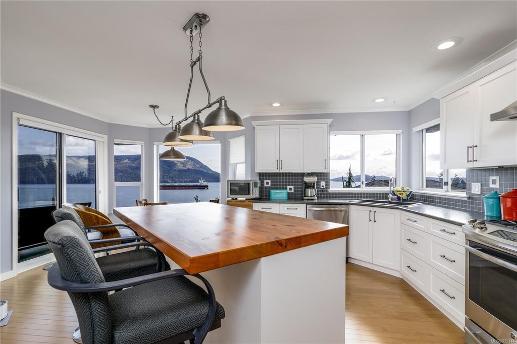 listing image 16042204484247073956