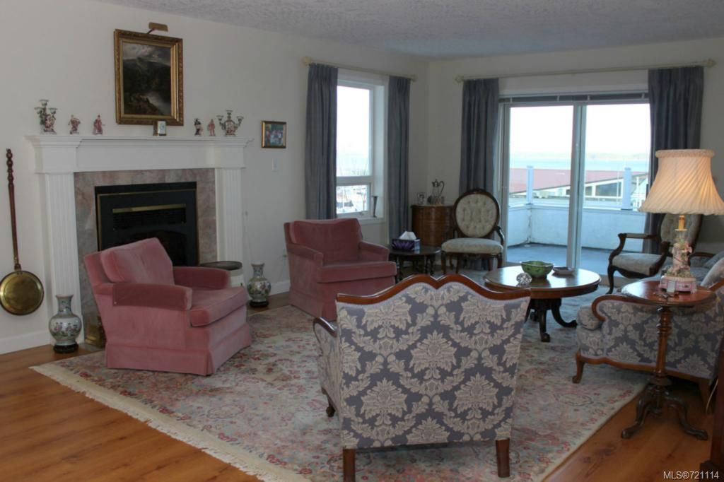 listing image 16043618250880411275
