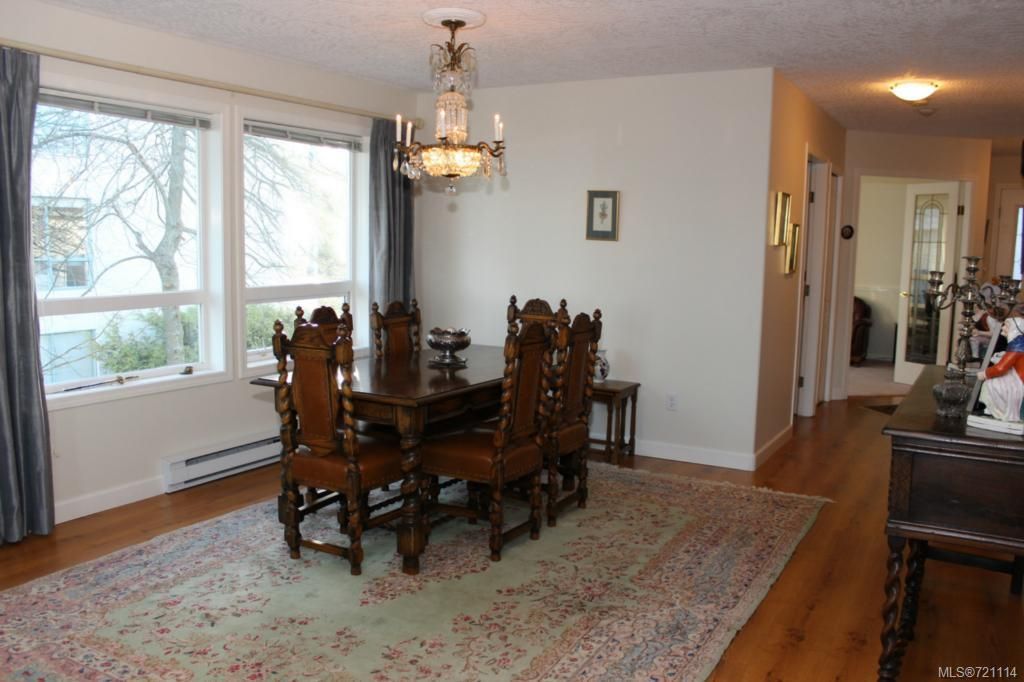 listing image 16040036223253352880