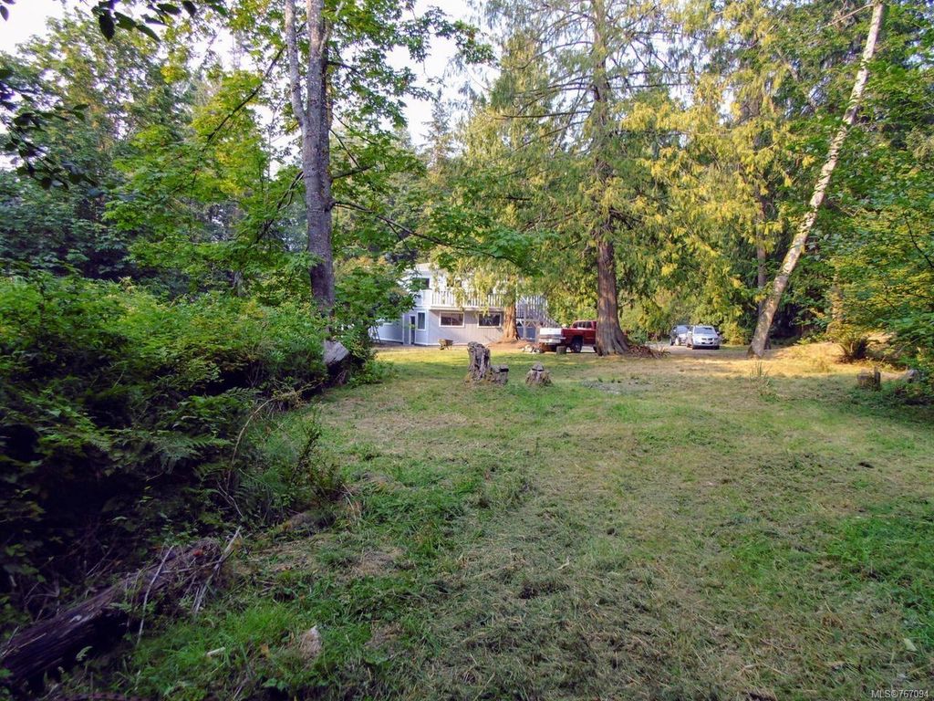 listing image 16044779817408685645