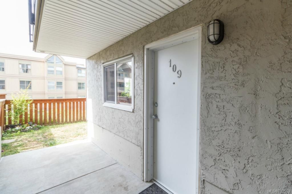 listing image 16046100199176362245